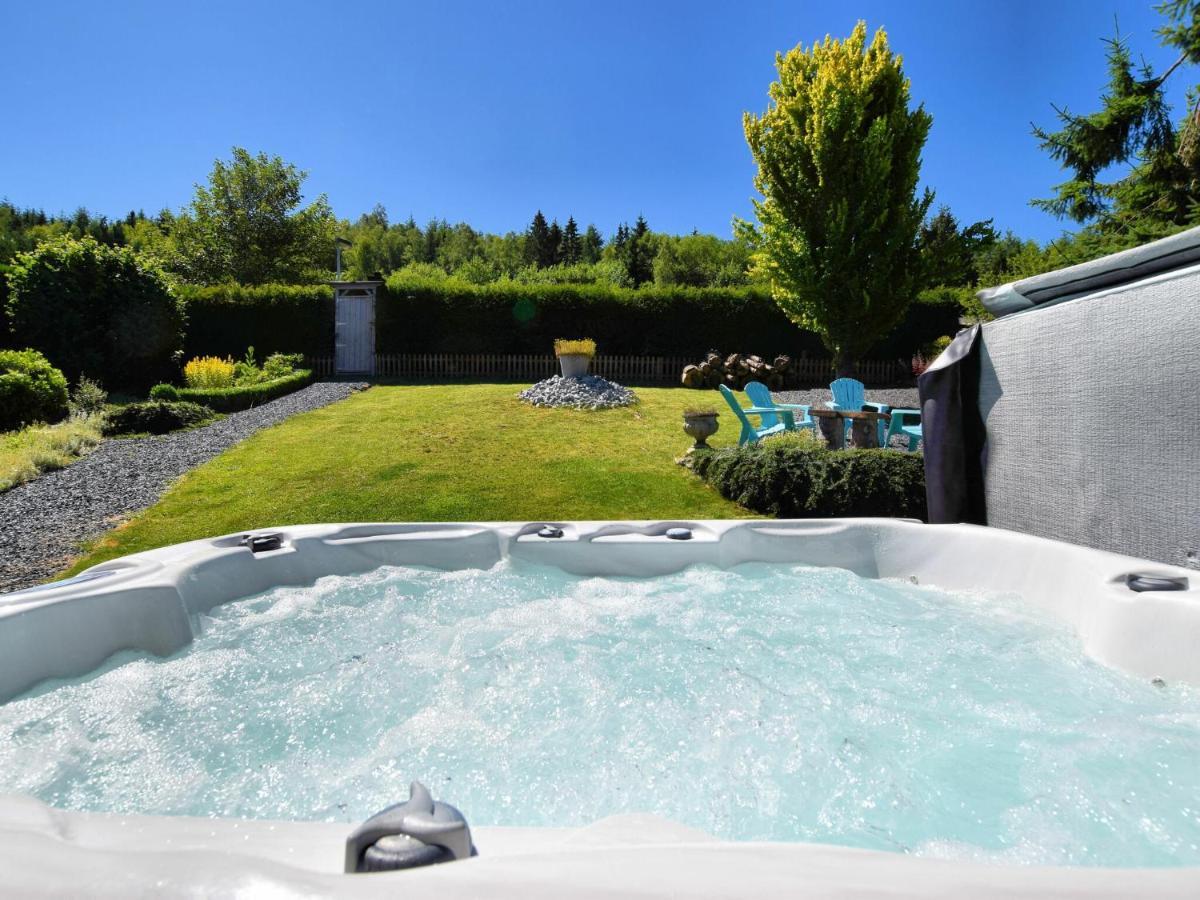 Luxurious Holiday Home With Jacuzzi Filly Bagian luar foto